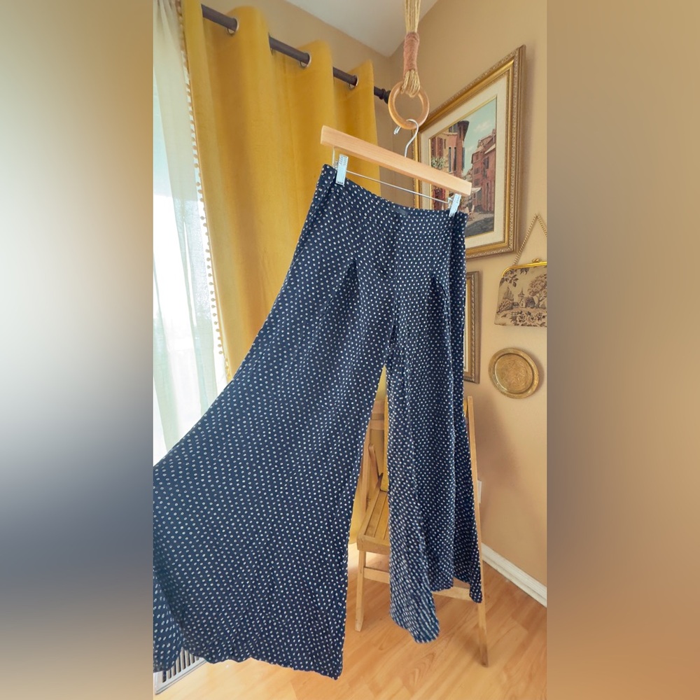 3/$25 Lucca Couture Lightweight Pleated Palazzo Pants Navy Blue White Polka Dot